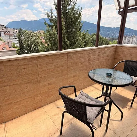Hills - Free Parking Space Sarajevo