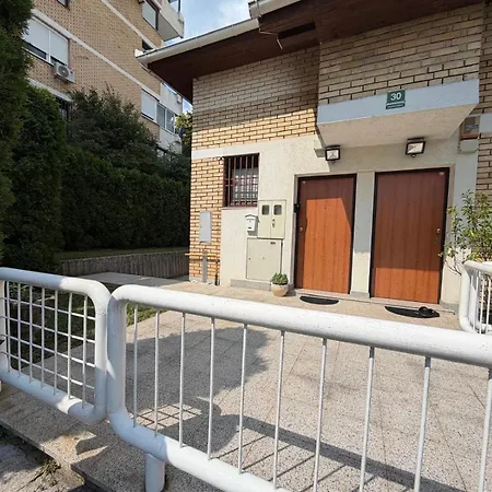 Hills - Free Parking Space Apartment Sarajevo